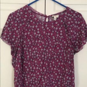 Short-sleeved blouse
